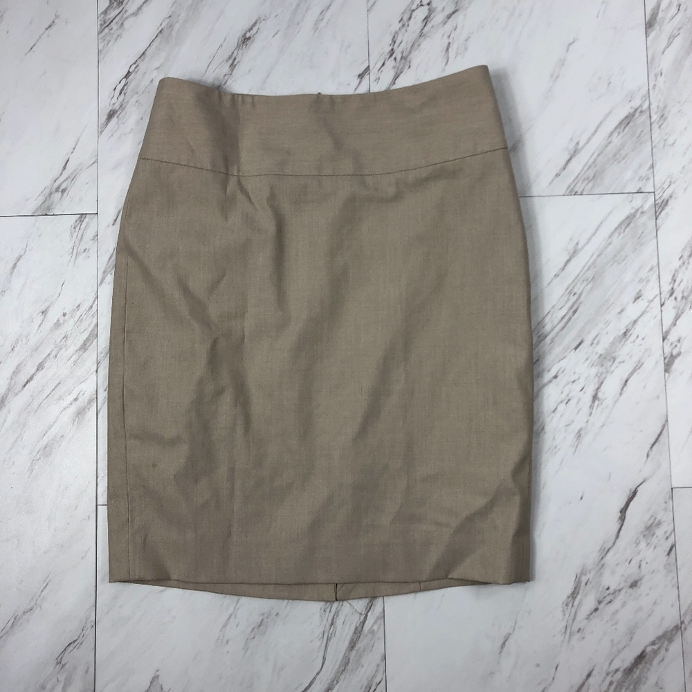 The Limited Beige Pencil Skirt Size 4 EUC